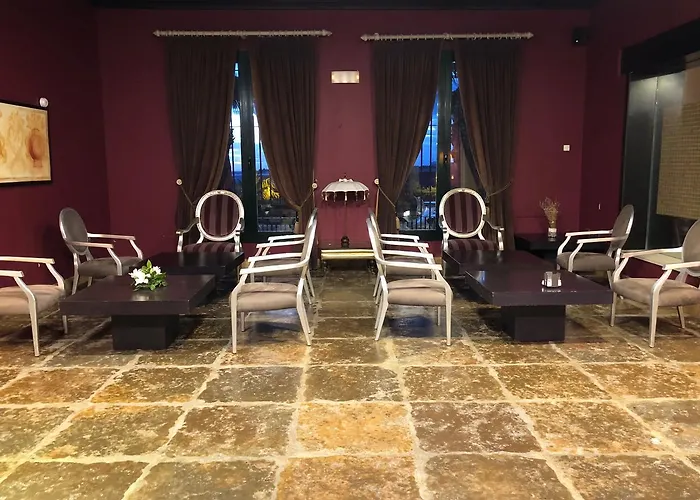 Atalaya De La Campina 3* לה רמבלה