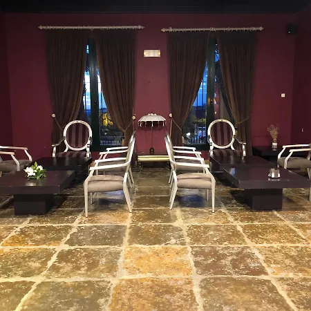 Atalaya De La Campina 3* لا رامبلا