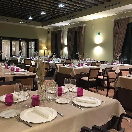 Atalaya De La Campiña Hotel